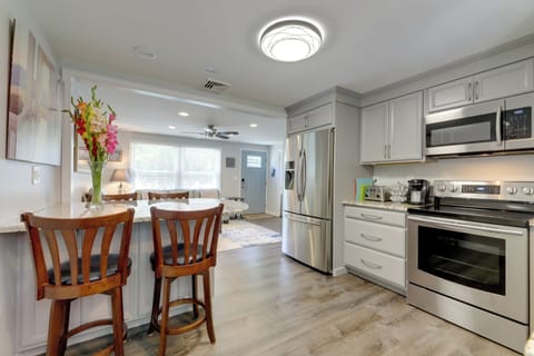 House (2 Bedrooms) | Interior