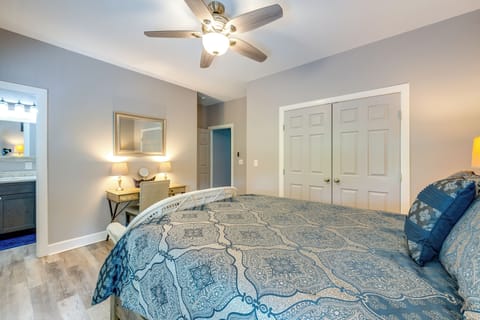 House (4 Bedrooms) | Interior
