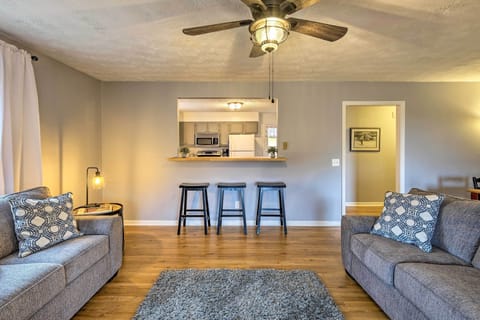 House (2 Bedrooms) | Interior