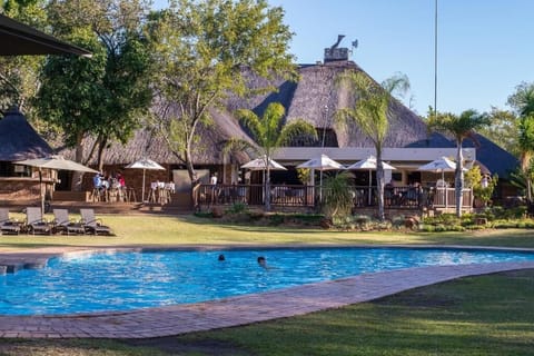 3 outdoor pools, sun loungers