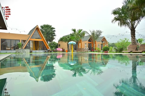 Outdoor pool, pool umbrellas