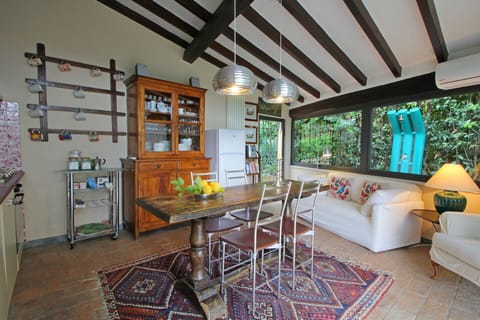 Dining Room, Kitchen