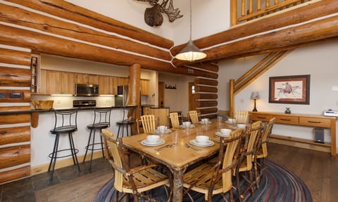 PR 14 Rosebud dining4