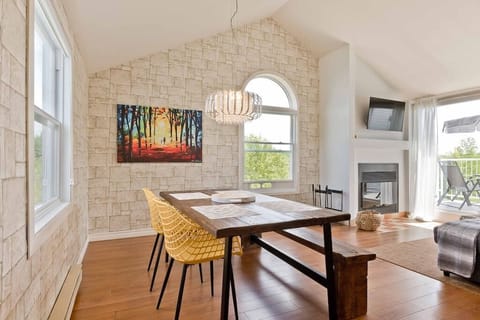 Dinning table (1)
