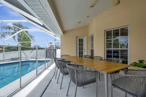 We invite you to experience the delights of our captivating outdoor common space, where the pool, comfortable seating, and lush surroundings converge to create an oasis of relaxation and fun.