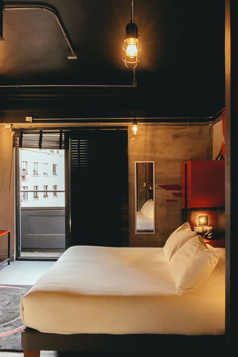 Premium bedding, memory foam beds, minibar, in-room safe