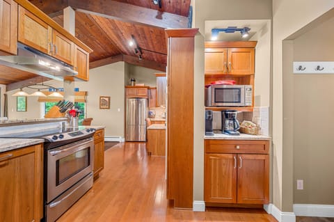 The kitchen provides everything you need to unleash your creativity and whip up delightful meals.