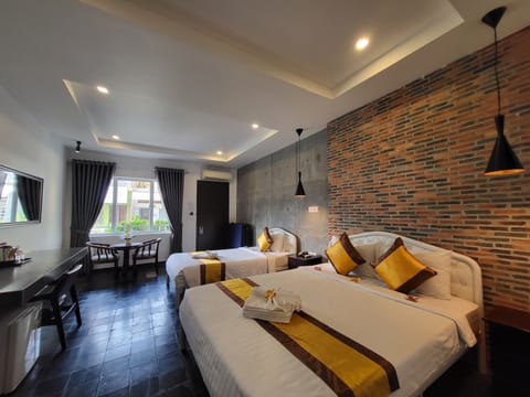 Deluxe Triple Room, City View | View from room
