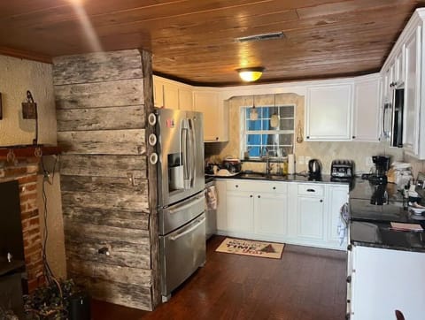 Fully stocked kitchen.