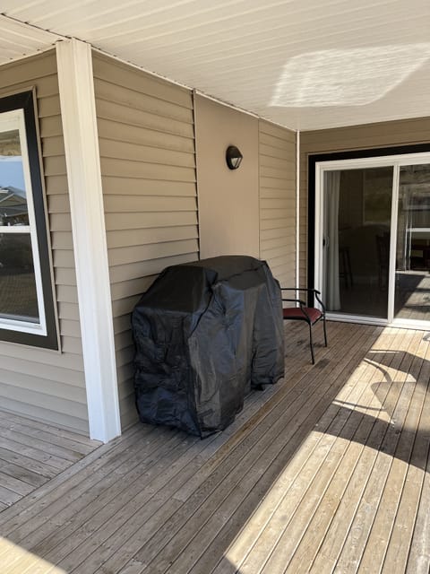 Side deck