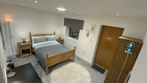 Main double bedroom
