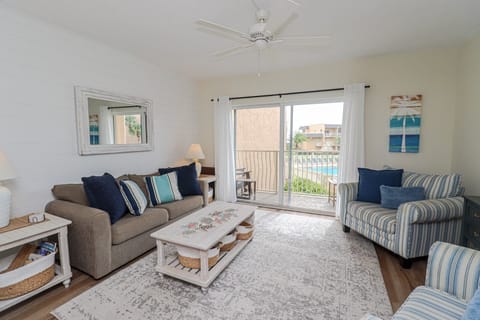 St. Augustine Beach Rentals Living Room