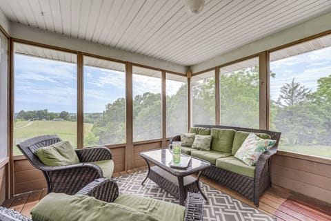 Omaha Vacation Rental | 3BR | 3BA | 1,771 Sq Ft | Stairs Required to Access