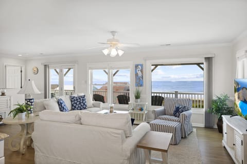 Welcome to Bella Blue!