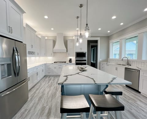 House, 4 Bedrooms | Private kitchen | Coffee/tea maker, fridge