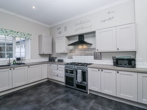 Fridge, dishwasher, electric kettle, cookware/dishes/utensils