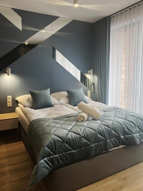 Apartment | 1 bedroom, desk, laptop workspace, iron/ironing board