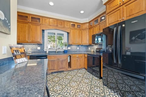 ample kitchen space