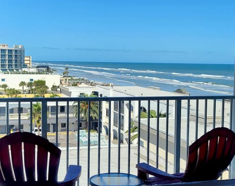Enjoy the ocean breeze and sound with breathtaking views!