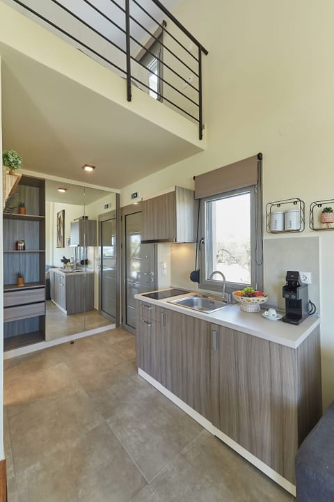 Stovetop, electric kettle, toaster, eco-friendly cleaning products