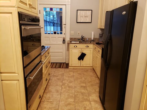 Fully Equipped kitchen with gas stove