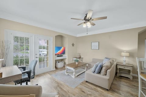 Family Room with Sofa Bed!#Disney #Parks #kingdom #springs #Vacation #Rental #waterpark #Kissimmee #Orlando #universal #citywalk #hotspot #shortstay #longstay #resort #calypsokay #runawaybeachclub