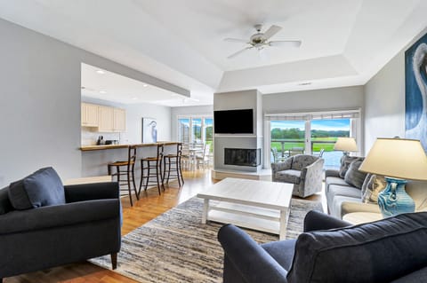 11 Braddock Cove - Main Living Area (2nd Floor)