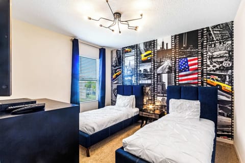 2 Twin Beds