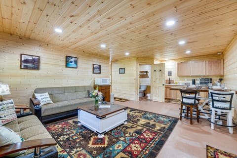 Cassville Vacation Rental | Studio | 1BA | 1,000 Sq Ft | 1 Small Step to Enter