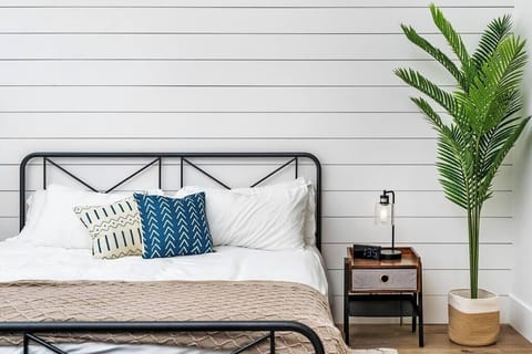 king size bed