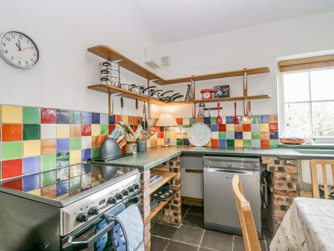 Fridge, dishwasher, electric kettle, toaster