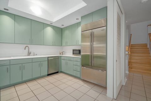 Fully supplied kitchen.