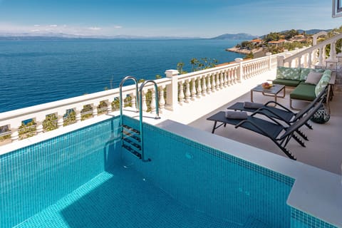 Villa | Terrace/patio