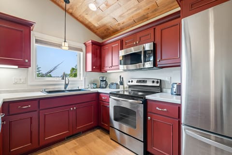 Fully equipped kitchen