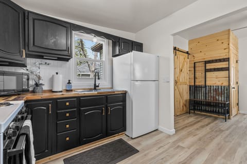 Kitchen & Dining area view