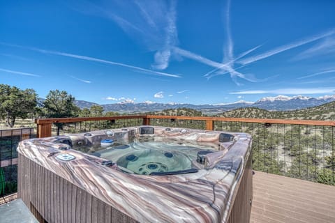 Enjoy mountain views from the hot tub!