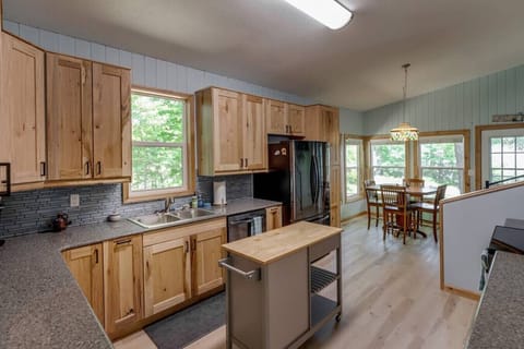 Newly remodeled & fully equipped kitchen