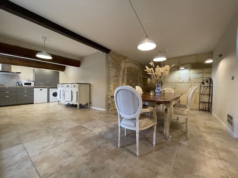 Comfort Villa, 3 Bedrooms, Private Pool, Garden Area | In-room dining