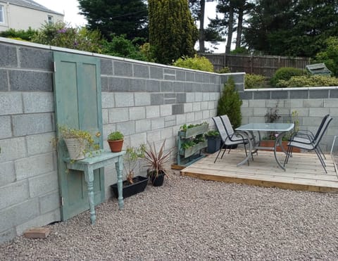 House | Property grounds