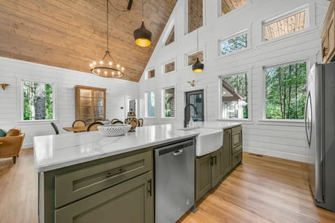 Luxury kitchen including apron sink.