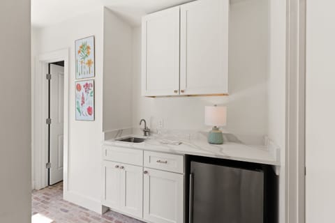 24. Park Cottage Beverage Bar