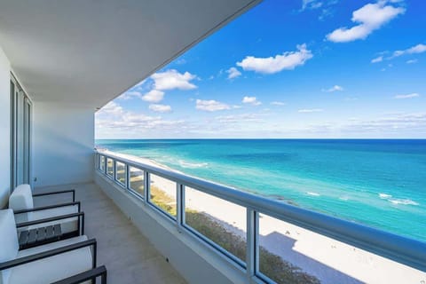 “Oceanfront balcony with panoramic views! Sip coffee, unwind, and soak in the turquoise horizon from your private perch.”