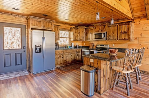 Preserve Mountain Getaway Cabin Kitchen