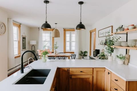 Spacious kitchen with everything you will need!