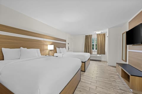 Standard Room, 2 Double Beds, Non Smoking | Free WiFi, bed sheets