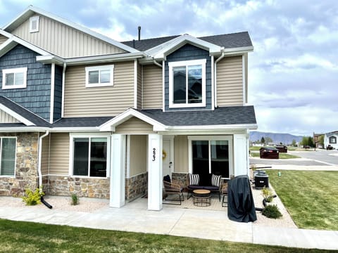 Bear Lake Escapes #223