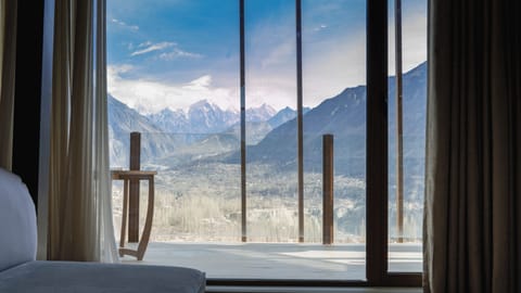 Ambiance Executive Suite | Mountain view