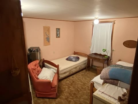 2 bed, bedroom