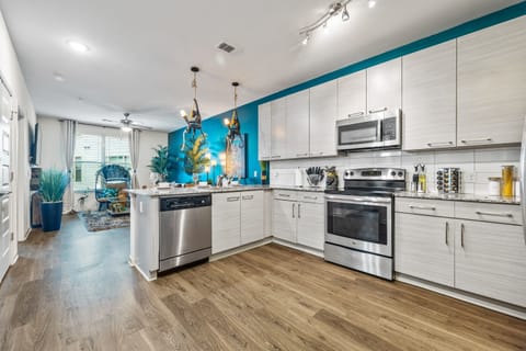 Fully Stocked Kitchen