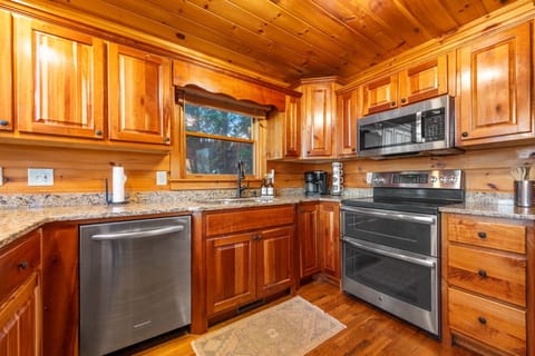 Stove, Dishwasher, Microwave